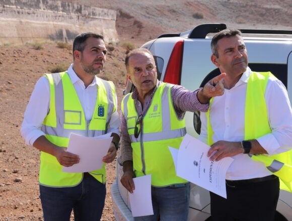 Comienzan las obras para la mejora del abastecimiento de agua de Tinajo y de Mancha Blanca