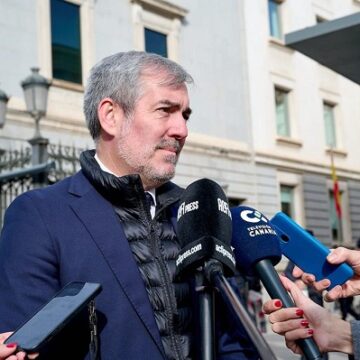 Clavijo dice que la insalubridad en un centro de menores migrantes en Lanzarote demuestra que están «desbordados»