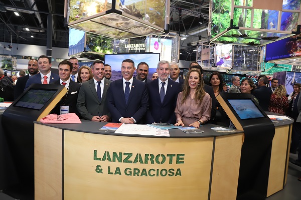fitur24 (2) Lanzarote y La Graciosa inauguran su stand de Fitur