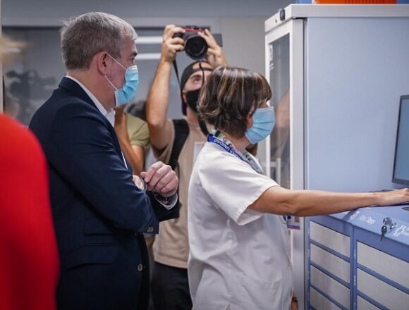 snaidadhospitalclavijo (1) Clavijo señala que se harán “todos los esfuerzos para que no haya una Canarias a dos velocidades en un área tan sensible como la sanitaria”