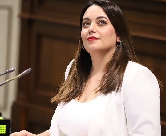 cccriscalero Fallece a los 35 años Cristina Calero, diputada de Coalición Canaria por Lanzarote