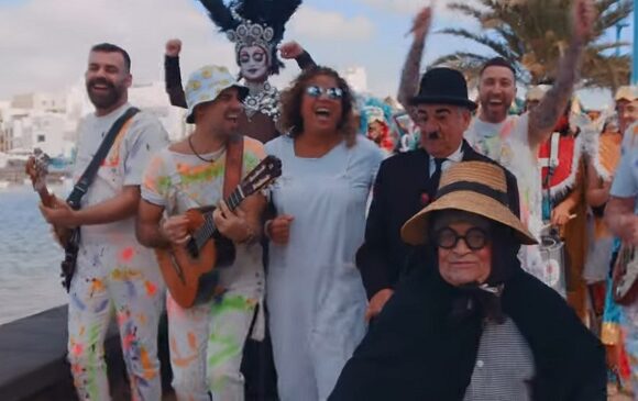 rosanaefectopasilloenace Rosana y Efecto Pasillo unen fuerzas en un videoclip grabado en Arrecife