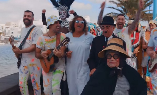 rosanaefectopasilloenace Rosana y Efecto Pasillo unen fuerzas en un videoclip grabado en Arrecife