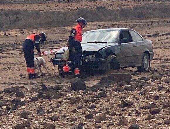 accidenteplayablanca28mar24 Un turismo se sale de la vía tras chocar con otro en Playa Blanca