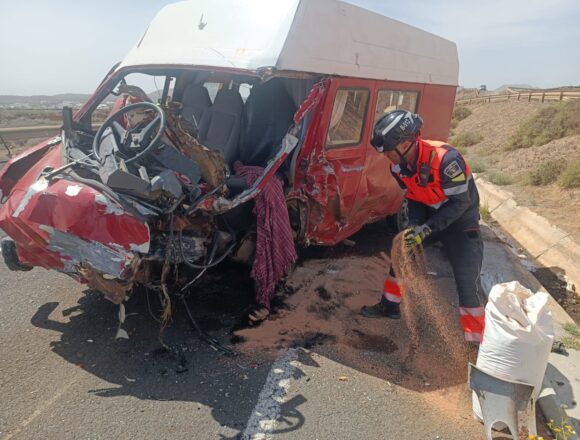 Dos fallecidos y una herida grave en una colisión en Lanzarote