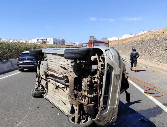 accidente maneje may24 Vuelco de un vehículo en el Puente Maneje Arrecife