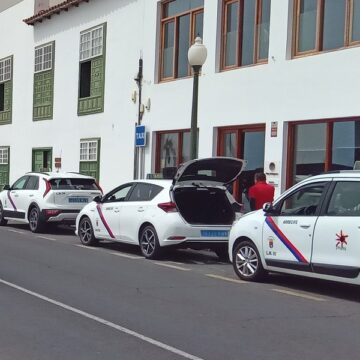 arrecife taxi Arrecife implanta un turno de taxis en los días con cruceros para garantizar la movilidad de los vecinos