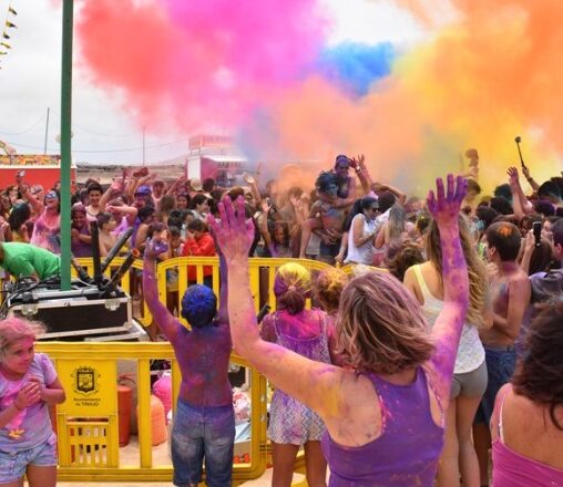 fiestas colores la santa tinajo La Santa celebra las Fiestas de la Virgen del Carmen del 6 al 19 de julio