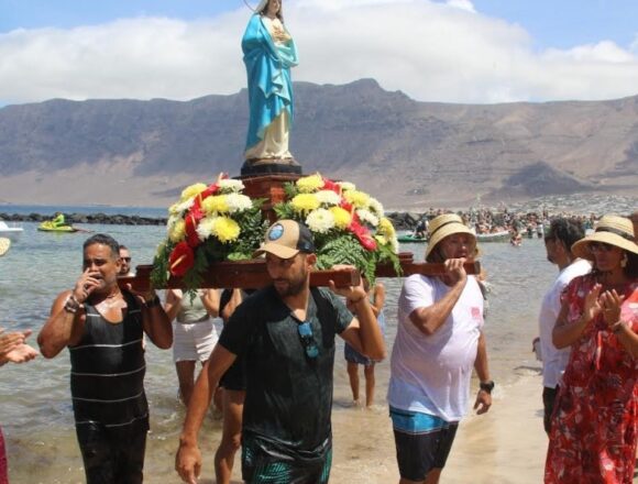 caleta de famara fiestas El Gobierno aprueba el calendario laboral de Canarias en 2025 y abre el plazo para fijar las fiestas locales
