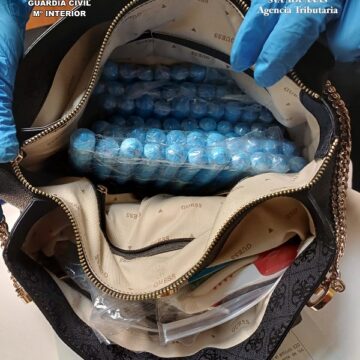 droga apto lanzarote jul24 Interceptada una pasajera en el aeropuerto de Lanzarote con más de un kilo y medio de cocaína en su equipaje