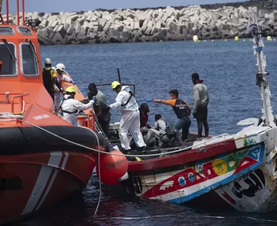patera el hierro Valido reclama un acuerdo migratorio en el Congreso “justo y de largo alcance” para responder al drama humanitario en Canarias