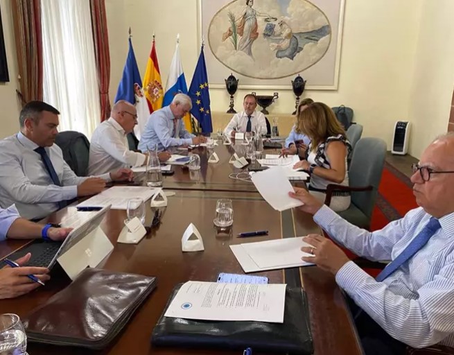 fecai cabildos septiembre 24 Los cabildos exigen a los partidos políticos una solución definitiva a la crisis migratoria: «Estamos hartos»