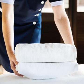 camareras de piso hoteles CCOO Canarias convoca una huelga general en la hostelería para los días festivos de Semana Santa