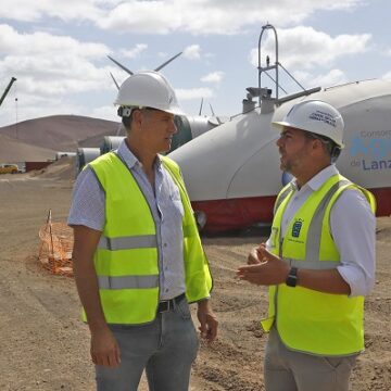 molinos san bartolome oct24 El Cabildo de Lanzarote da inicio a la instalación de los cuatro nuevos aerogeneradores en el Parque Eólico de San Bartolomé