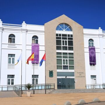 CABILDO DE LANZAROTE (1) La vivienda, el agua, la sanidad y la inmigración son los principales problemas para los hogares lanzaroteños