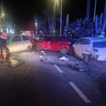 accidente costa teguise dec24 Una peatona herida tras el choque de varios vehículos en Costa Teguise