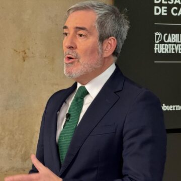 clavijo nadal Clavijo celebra la reactivación de los traslados de menores migrantes a Península aunque el ritmo no sea el «suficiente»