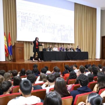 justicia gloria poyatos El Cabildo de Lanzarote y la Asociación de Mujeres Juezas de España ejecutan el proyecto Educando en Justicia Igualitaria