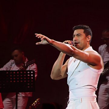 Carlos Rivera congrega a más de ocho mil personas en Playa Blanca