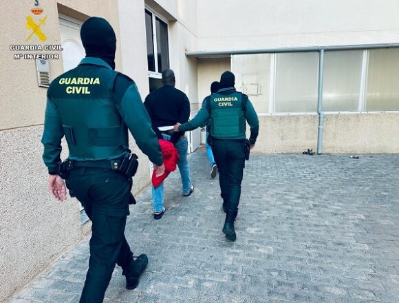 droga lanzarote apr25 La Guardia Civil detiene a una persona por vender drogas en parques y zonas de ocio de Lanzarote