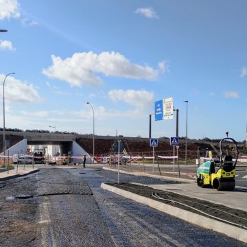 obra arrecife Puente Circunvalación emisario Submarino abril 2025 El jueves se reabrirá el tráfico la circulación bajo el puente de la Circunvalación de Arrecife
