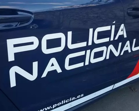 policia nacional Detienen a dos jóvenes, uno de ellos menor de edad, por varios incendios en calles de Arrecife