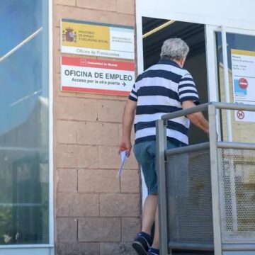 paro empleo Canarias cerró octubre con 147.679 desempleados, 2.306 más que el mes anterior