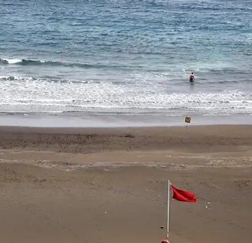 playa ahogamientos bandera roja Atender a las banderas y alertas en playas, consejos de ‘Canarias, 1500 Km de Costa’ para disfrutar de la Semana Santa