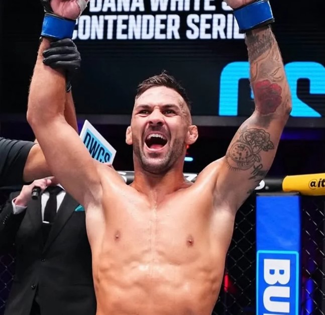 hecher sosa dwcs El conejero Hecher Sosa se impone en la pelea estelar del DWCS y consigue un contrato en UFC