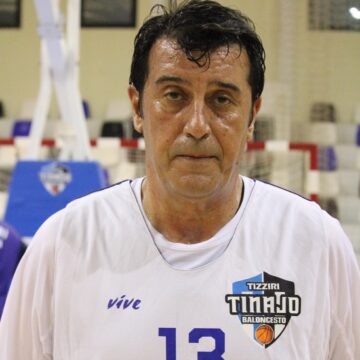 fran silva basket Fran Silva perpetúa su leyenda en el baloncesto de Lanzarote jugando con 61 años en la Liga Interinsular