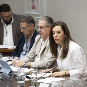 jessica de leon turismo canarias De León defiende que el turismo genera el 86 % del empleo y llama a diversificar el modelo