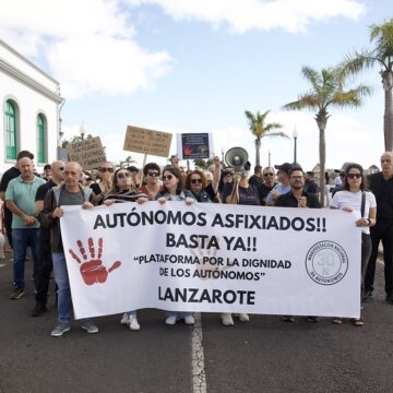 autonomos nov25 La Plataforma por la Dignidad de los Autónomos 30N sale el 2 de marzo en Lanzarote y La Graciosa
