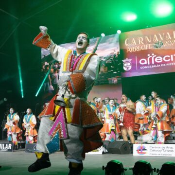 Final Murgas carnaval Arrecife La Afilarmónica Los Simplones, gran triunfadora del XXXVI Concurso de Murgas Adultas del Carnaval de Arrecife