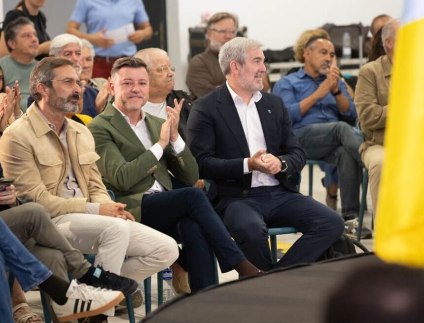Sosa y Clavijo en Argana Baja (18) El encuentro «Canarias unida, Lanzarote unida», pistoletazo de salida del nacionalismo canario hacia el 29N
